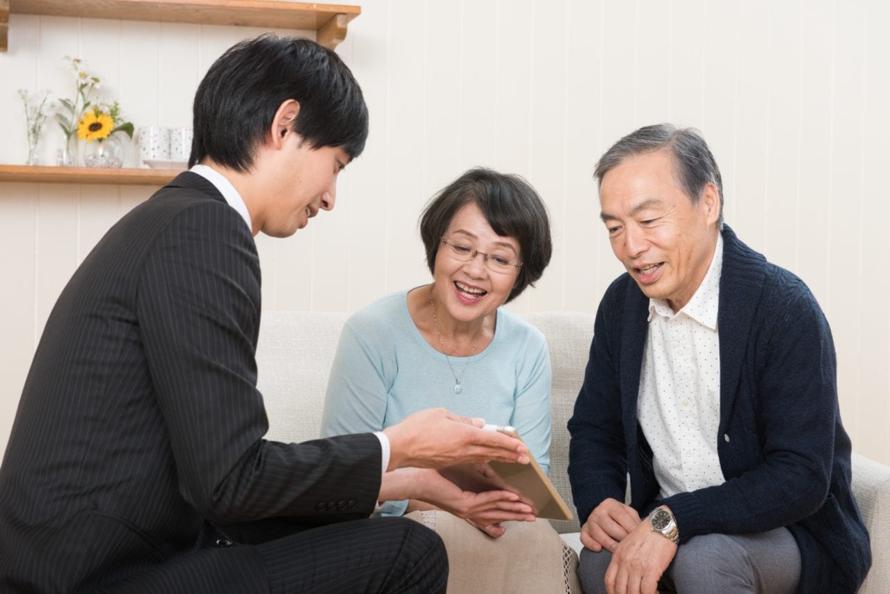 Read more about the article 「中高齡就業專法」上路，僱用高年級即戰力，HR務必留心的獎與罰！