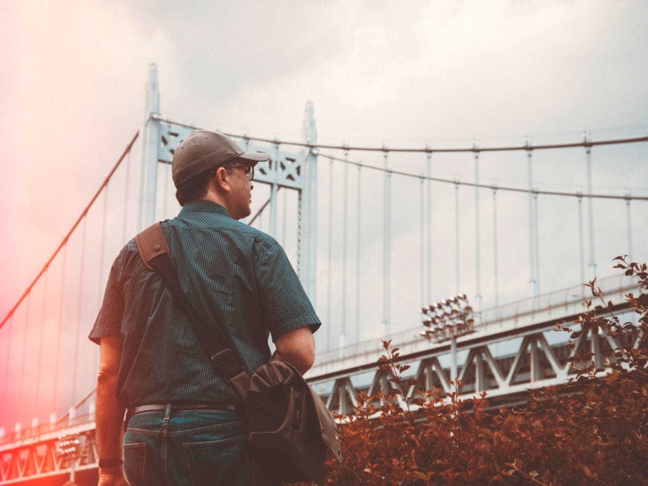 Read more about the article 疫情重創迫使公司調整組織，邁入中年的我該共體時艱，還是勇敢轉職呢？