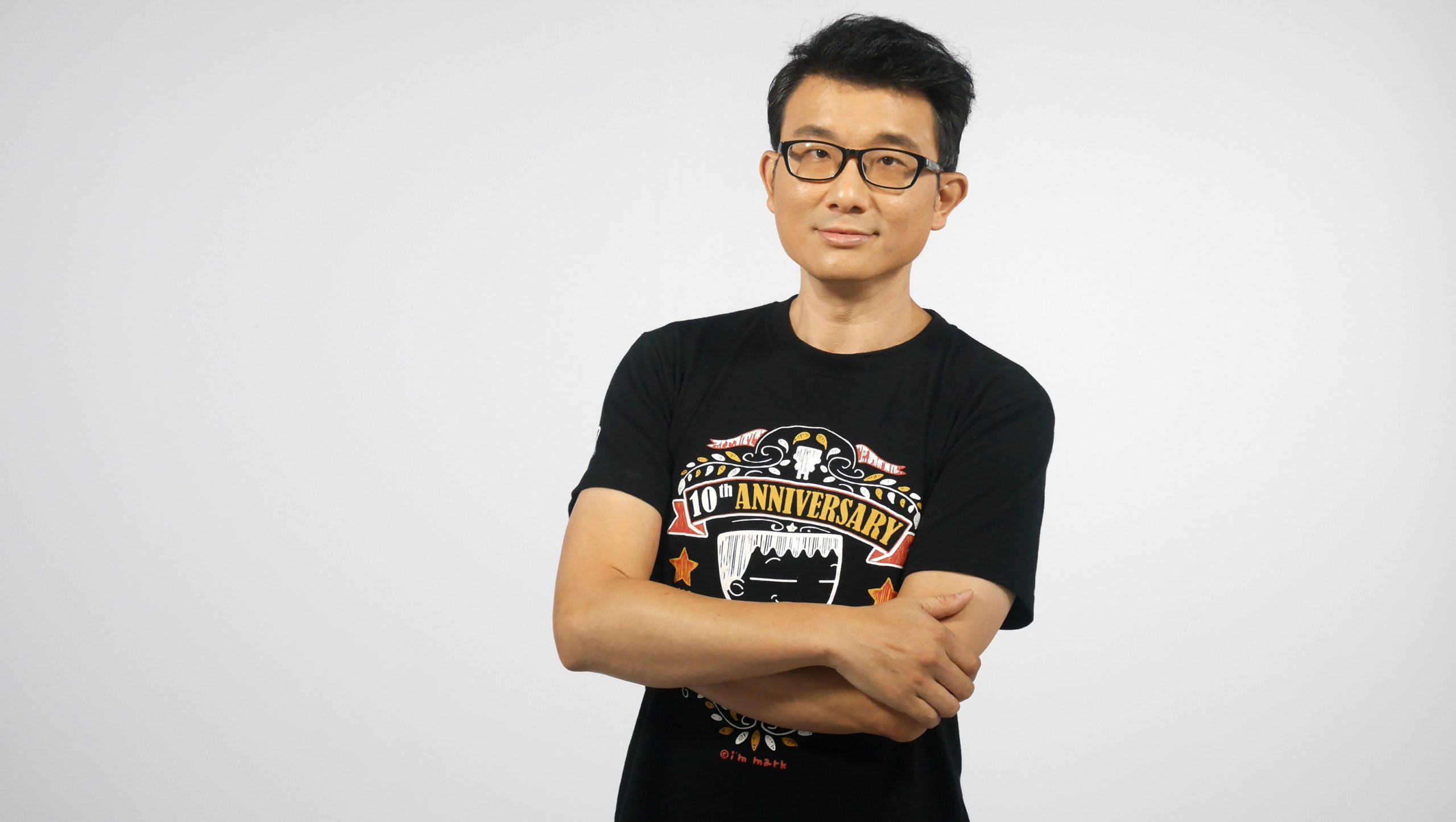 Read more about the article 哪怕負債千萬 也要畫紅馬克｜李含仁｜104掌聲