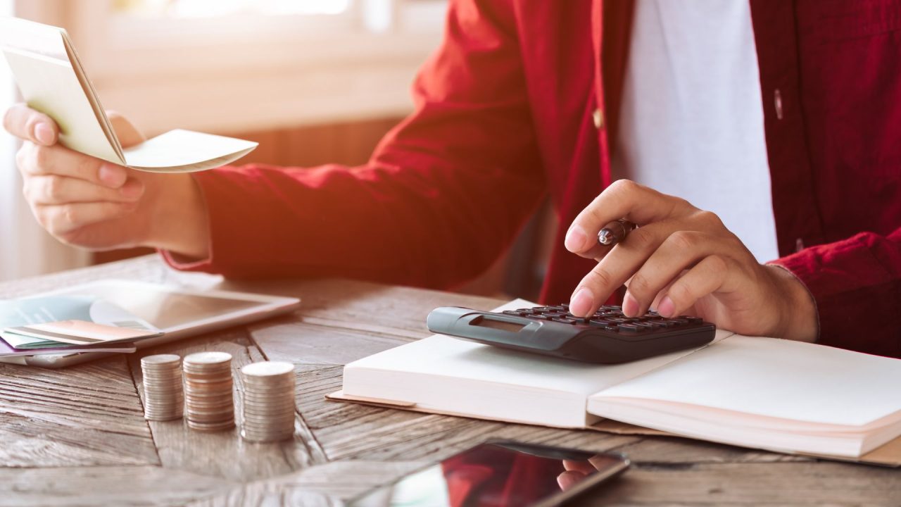 Read more about the article 年資多、薪水就高？揭密年資紅利！一世代，漲薪逾兩成 | 104玩數據