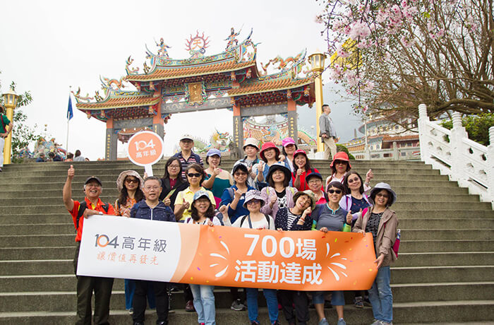 高年級平台的第七百場導覽，黃順良老師帶學員到天元宮賞櫻