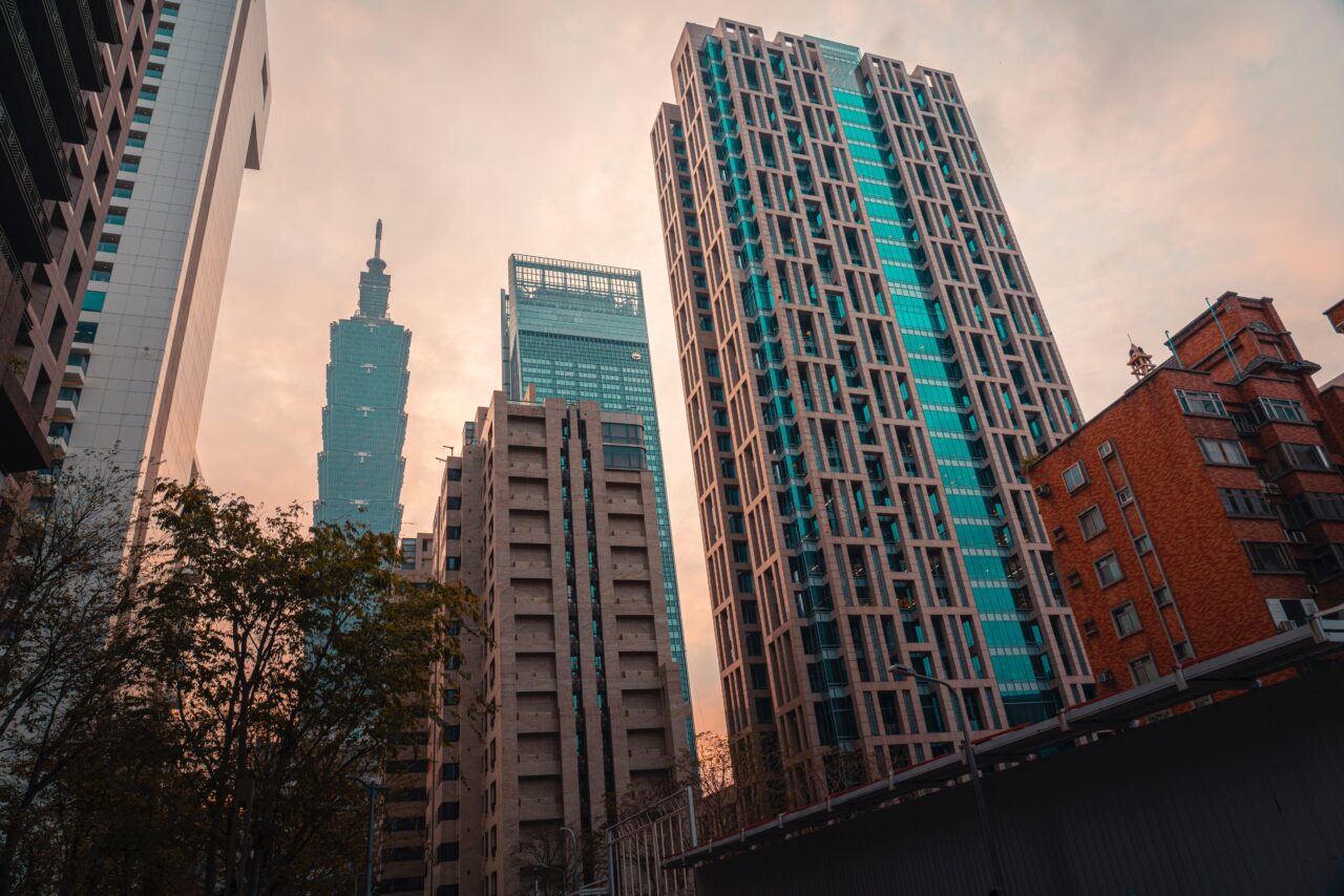 Read more about the article 外商公司注意！違反工時工資規定，勞動部8月起將加重裁罰基準（信用合作社比照辦理）｜職場新訊