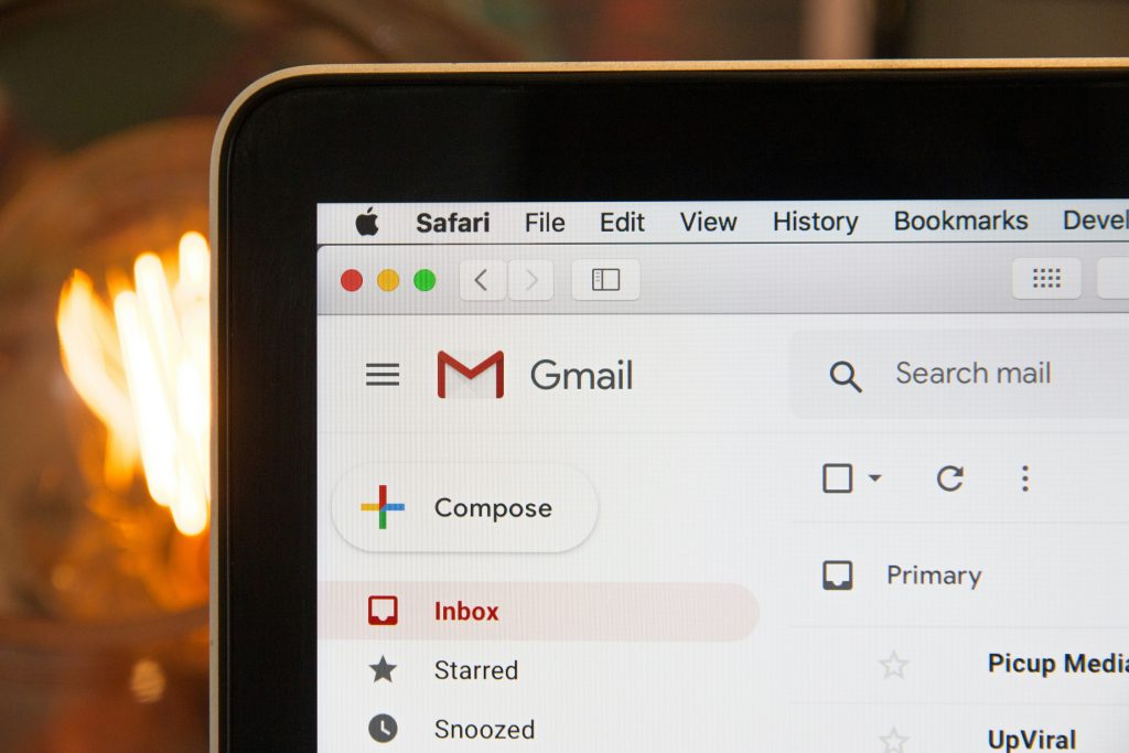 商務Email怎麼寫？麥肯錫專家3步驟，讓對方「一看就懂」