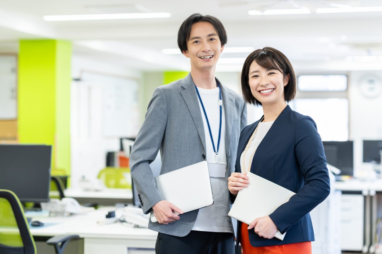 2024最新】112年「上市櫃公司」員工平均薪資排名揭曉：愛山林、信驊奪冠（附工作機會） | 人資充電|  解決人資的各種疑難雜症，歡迎一起了解人資大小事|