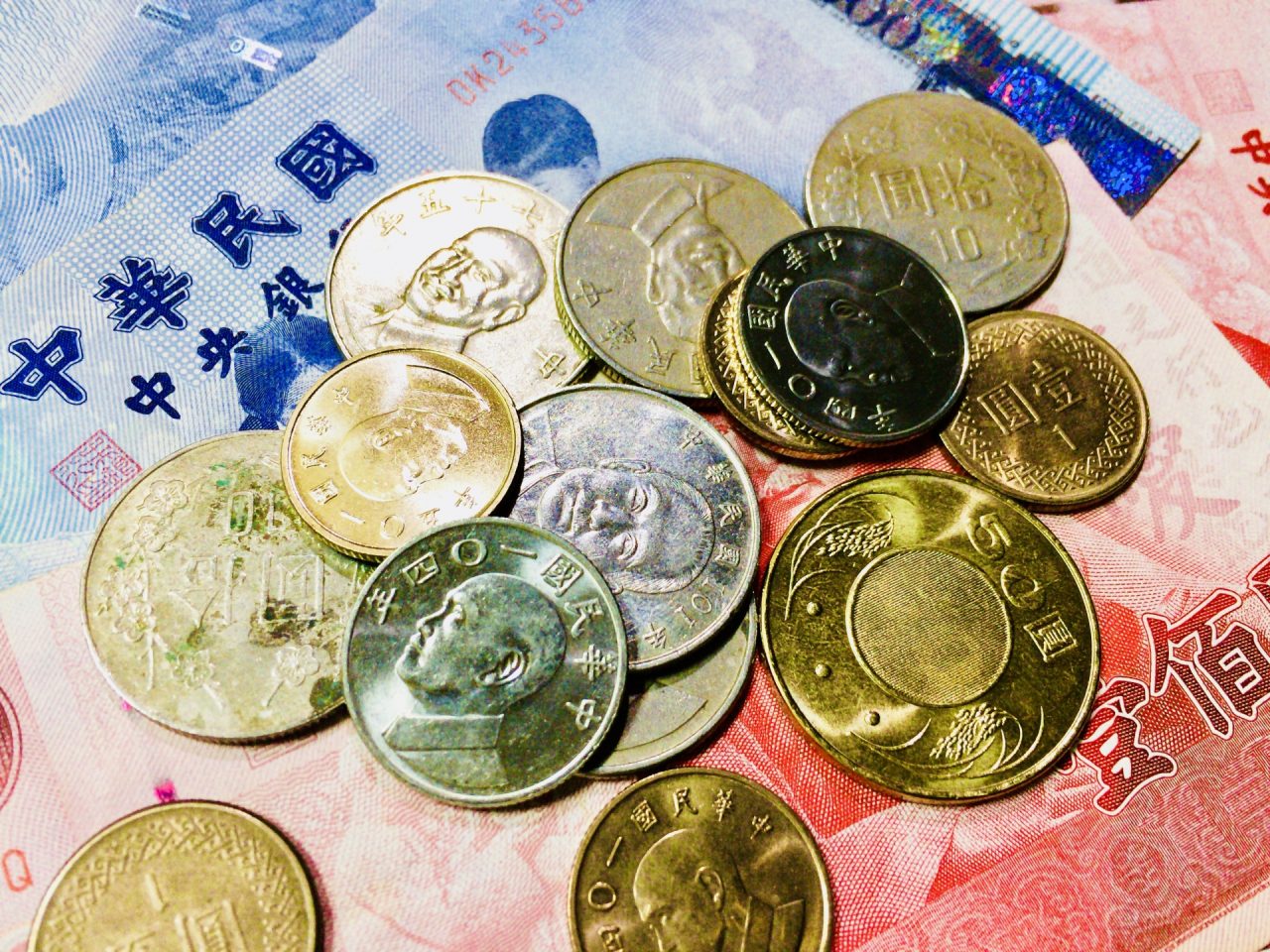 台幣活存優利喊到10% 定存利率最高也接近2%｜104職場力