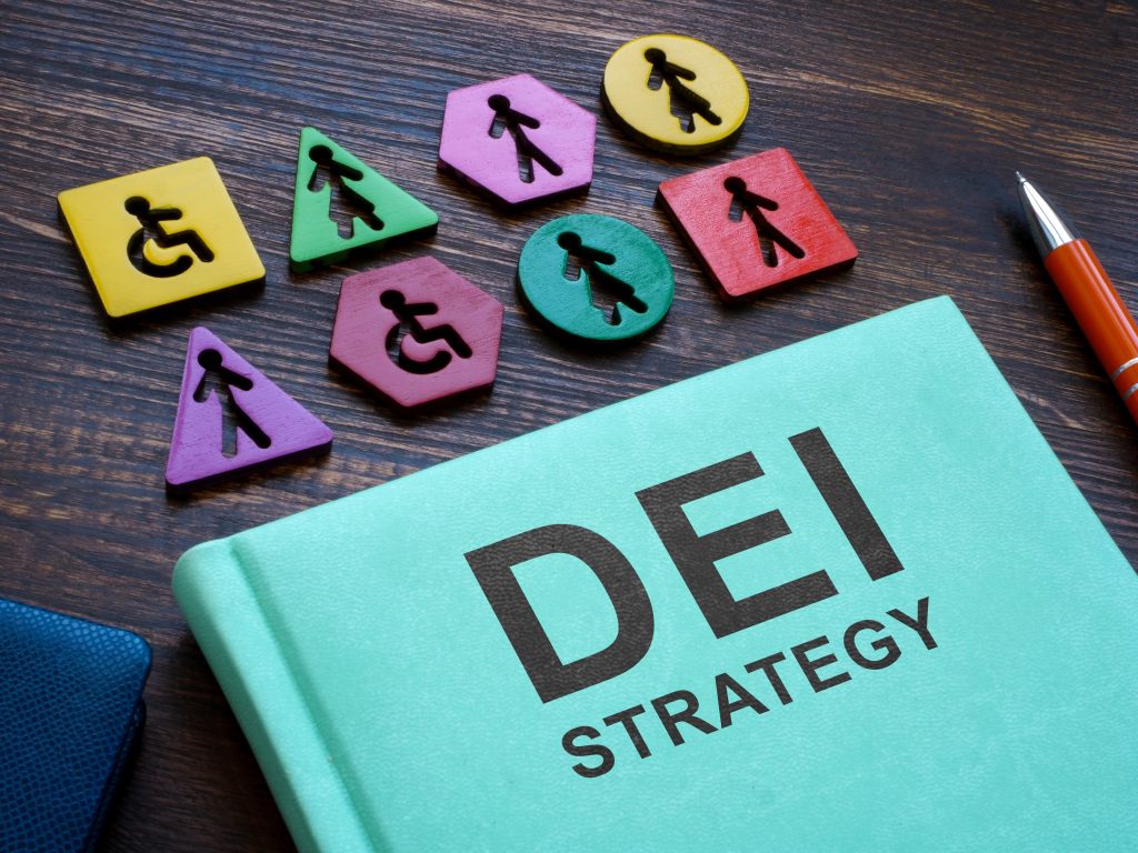 DEI（多元共融）是什麼？如何有效落實 DEI？DEI 如何幫助企業提升留任率？7 大 DEI 策略有效吸引頂尖人才上門！
