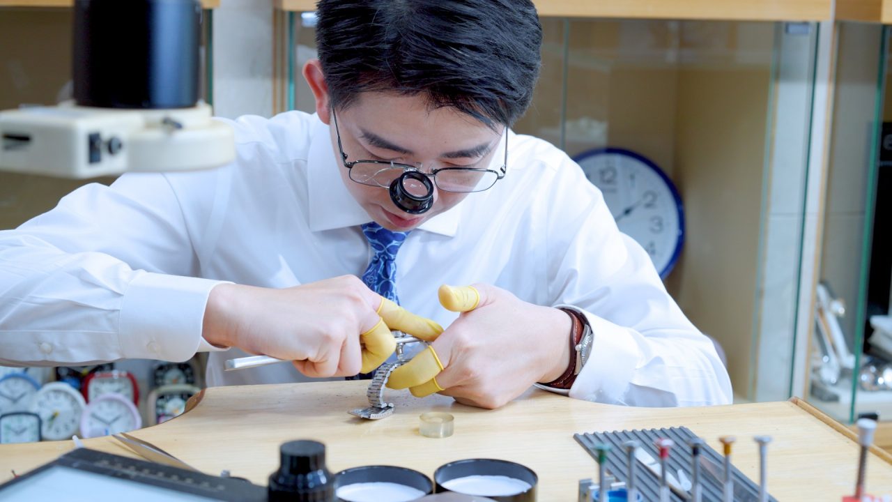 AI當道，為何年輕人搶著學修錶？寶島鐘錶揭開百萬職人的秘密