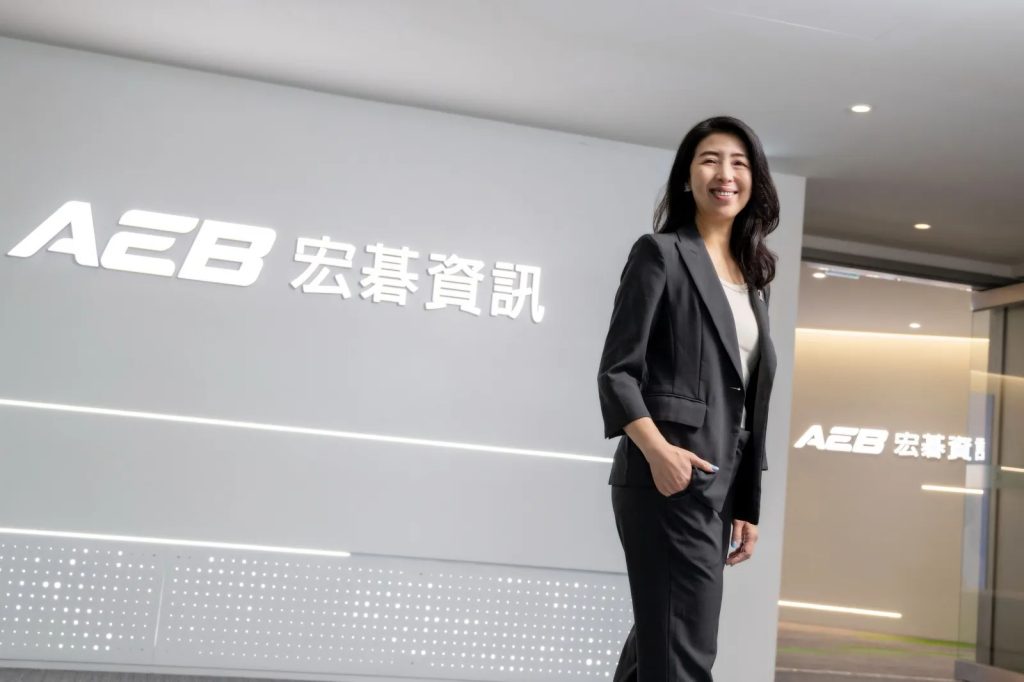 宏碁資訊打造數位員工，一年幫客戶省91名員工的工時。圖為總經理周幸蓉。（王建棟攝）