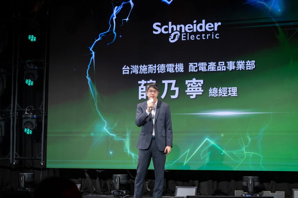 靠實力說話：六年兩次升遷