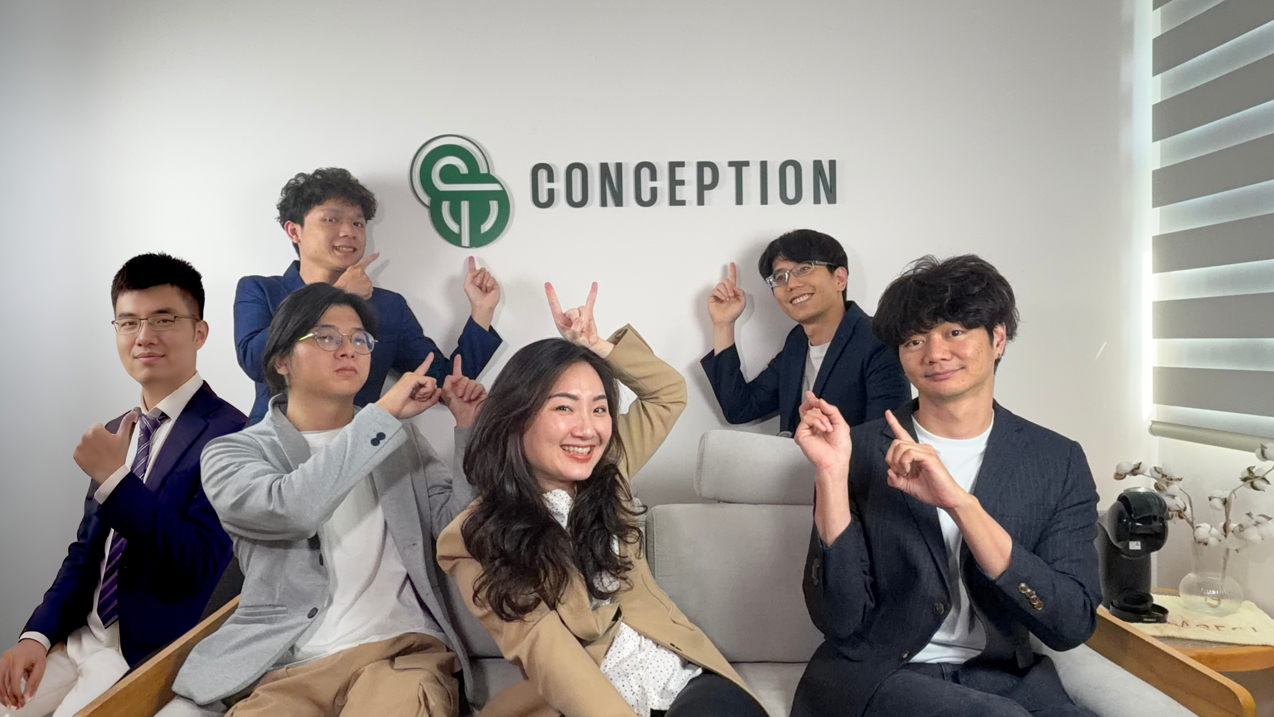 拒當 AI 時代的「廣告投放工」！康思迅以誠實整合行銷學，打造讓傳產老闆離不開的數位大腦