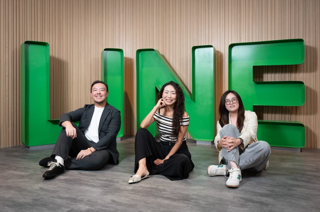 LINE台灣電商事業群商務成長暨行銷副總經理鄭婉婷(圖中)。