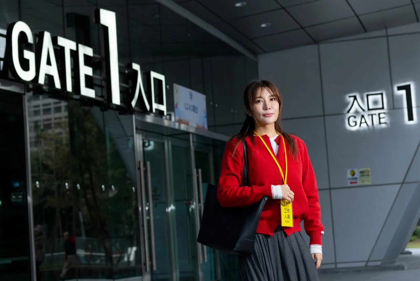 Super Junior、安成宰都找她！口譯老師Yunie如何變演唱會「隱形成員」左右上萬粉絲情緒？