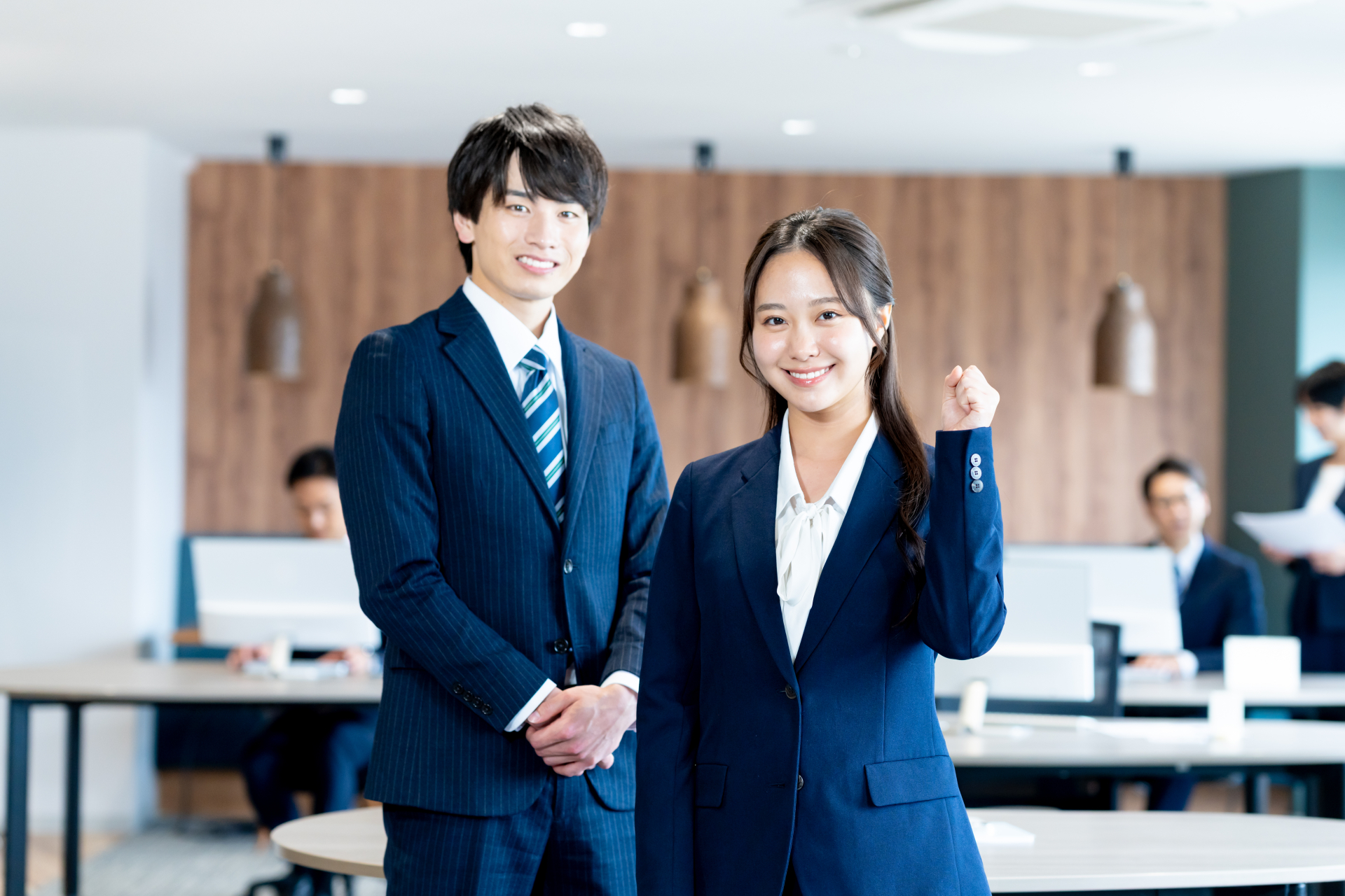 【2026最新】114年上市櫃公司非主管員工薪資中位數：聯發科355萬元奪冠！台積電316萬排第4