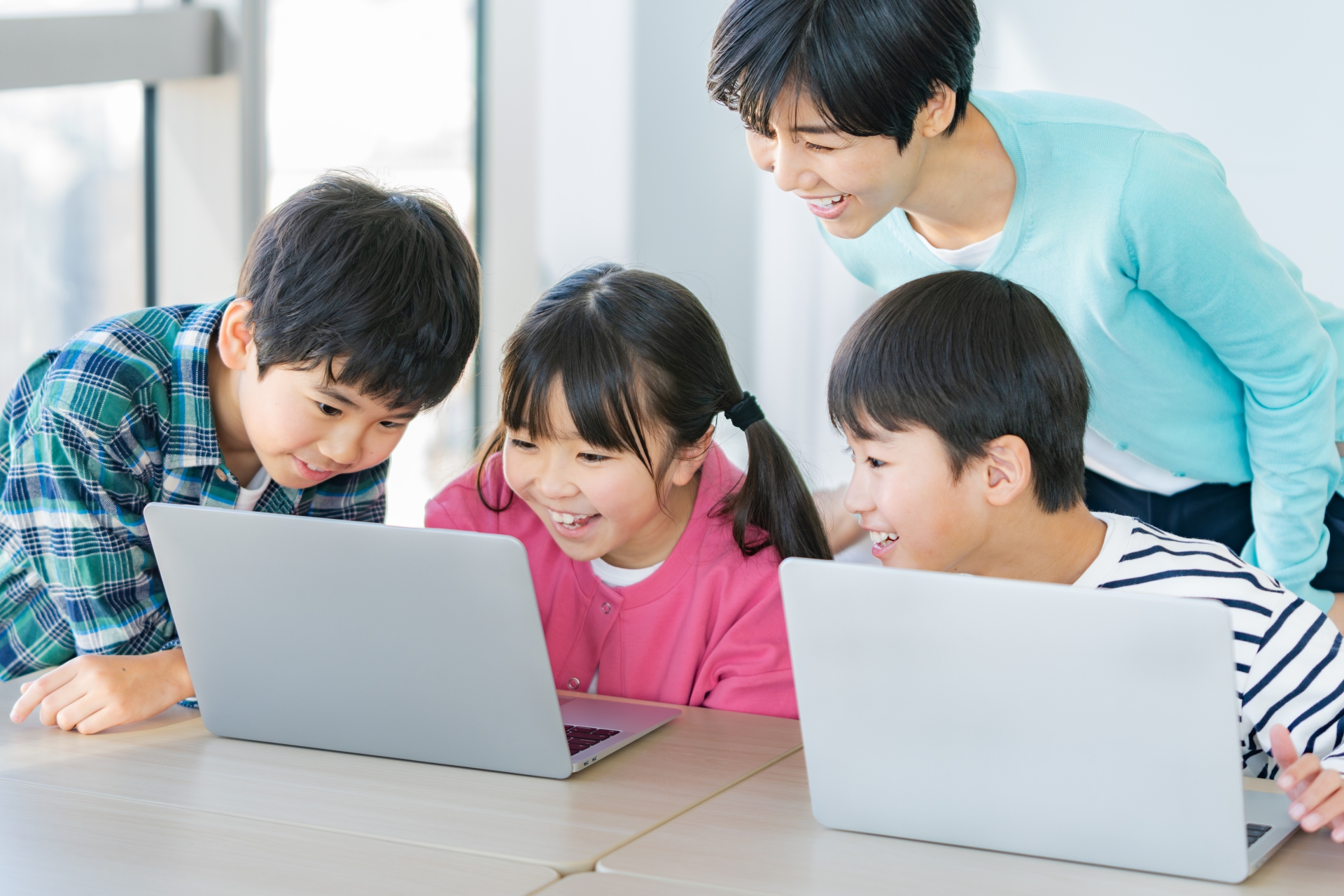AI進教室！教師創「數學神曲」幫背公式 國小生做專屬App