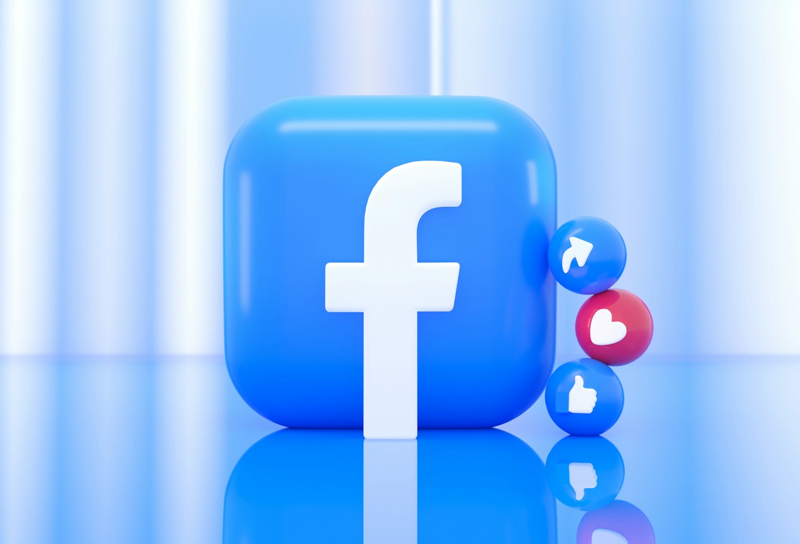 Facebook Verified免費真人驗證標章登場！職場接案、個人品牌如何善用？