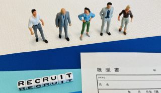 安靜離職潮褪去？當生成式AI滲透率達68%，上班族在焦慮什麼？│員工C.E.O.報告