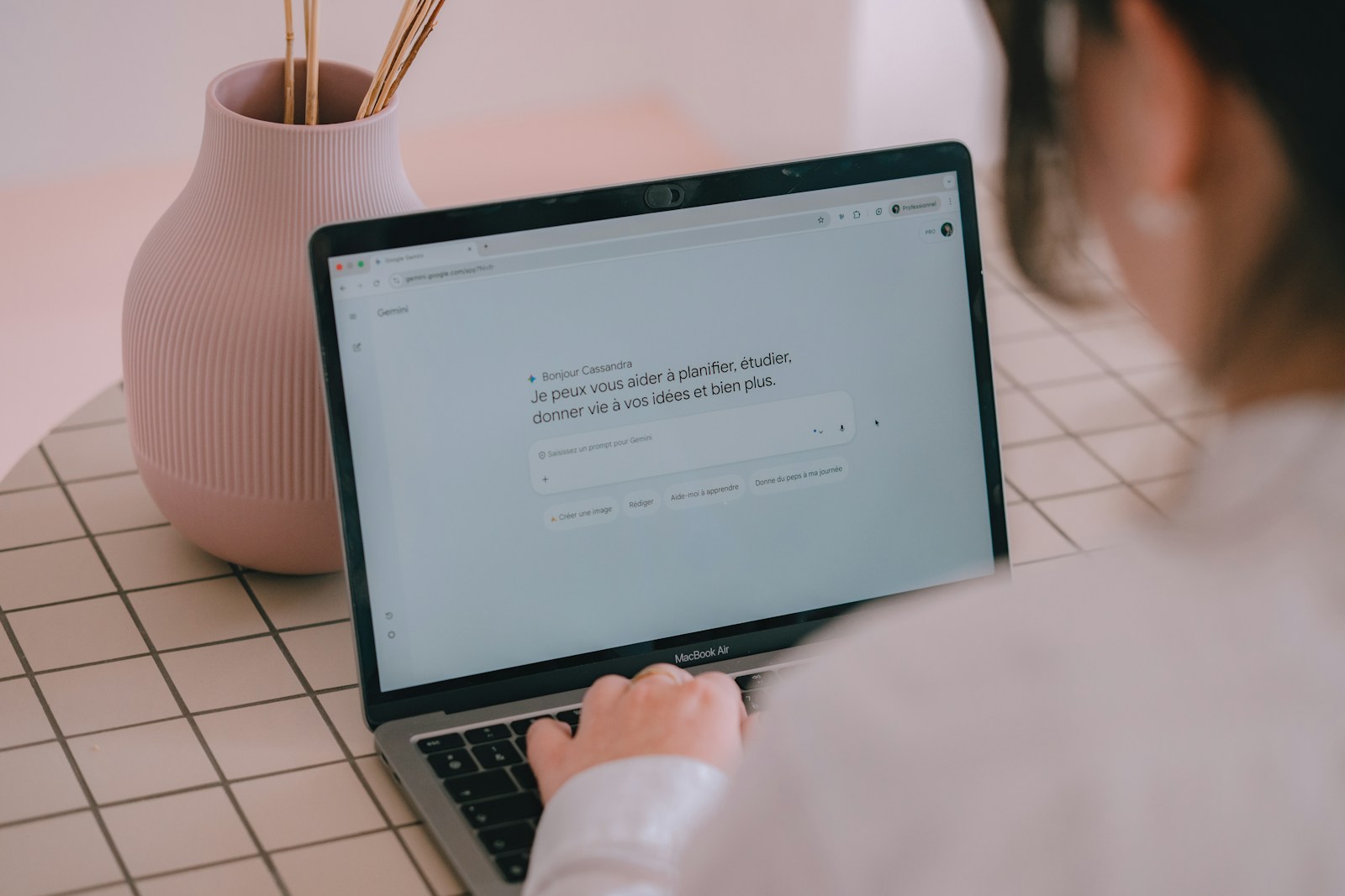 Gemini學生方案1年免費！Google AI Plus申請資格、功能與4大用法一次看！