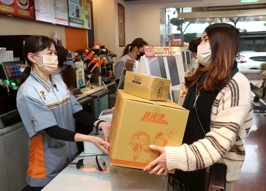 統一超搶才！釋出5,000職缺 全家、萊爾富也端出快速加薪
