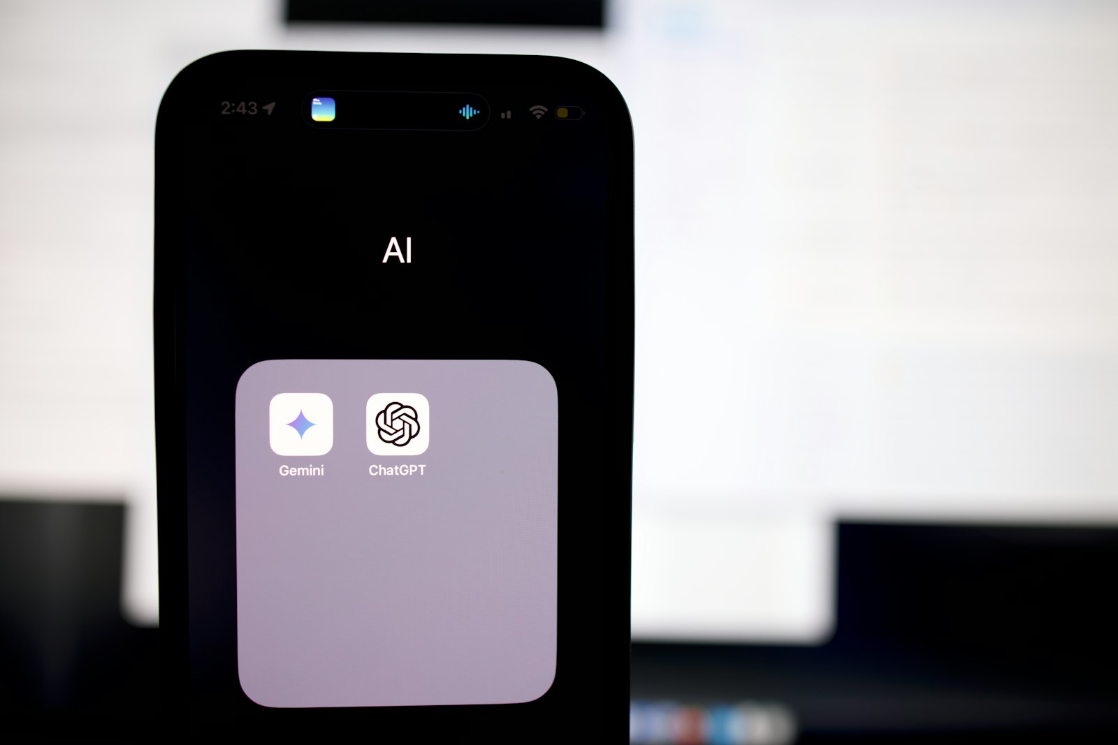 Google Gemini免費版、AI Plus縮水！10月9日起拔除這模型 用量限制曝光
